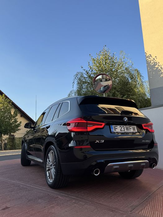 BMW X3 xDrive20d AT Luxury Line