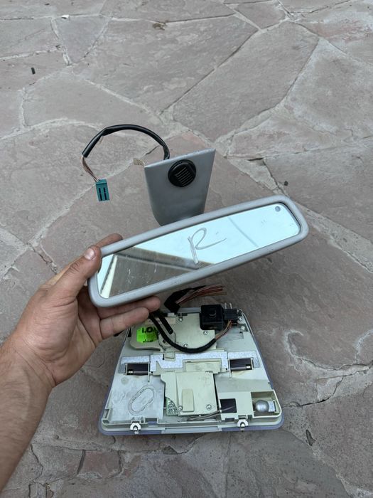 Плафон и зеркало на Mersedes w210