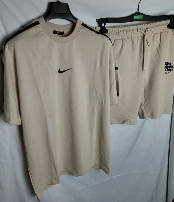 Nike ateltic club оригинален екип M намален