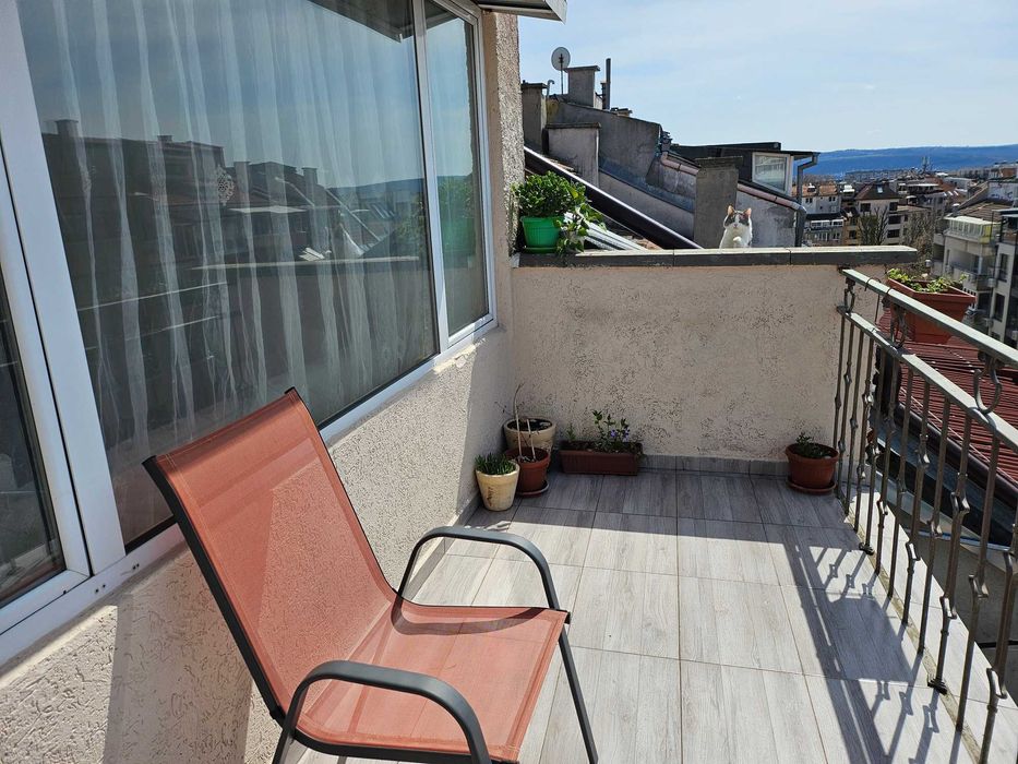 Тристаен тухлен в района на Чаталджа