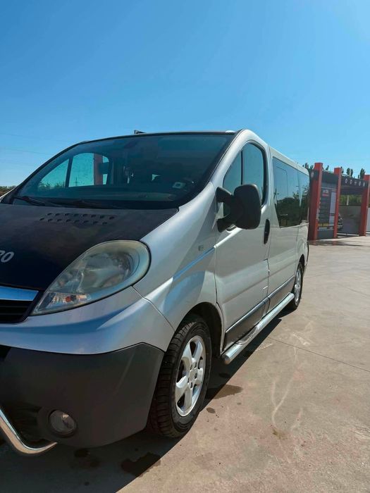 Opel Vivaro A2.0