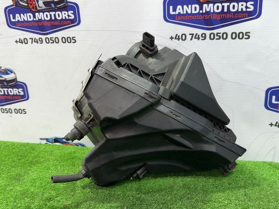 Carcasa filtru aer 2010 audi a4 se 2.0 diesel cod oem 8k0133837t 8k0133835ad 8k0133837bf 2009-2016