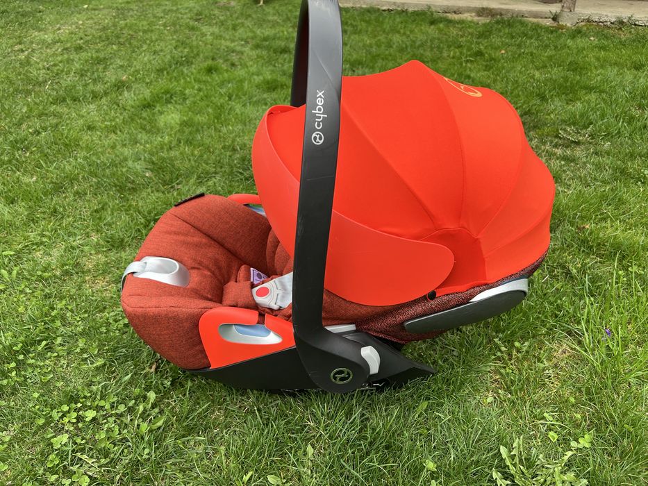 Scoica auto pentru copii Cybex Platinum - Cloud Z i-Size Plus 0-24 luni Autumn Gold