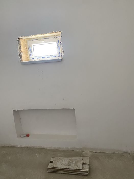 Әмбебап және тамақ дүкені сатылады