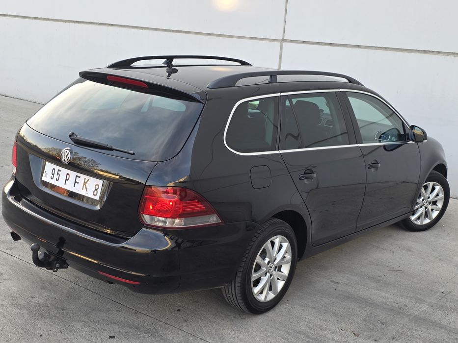 Volkswagen Golf 2011 euro5 benzina navi clima jante carlig Recent adus