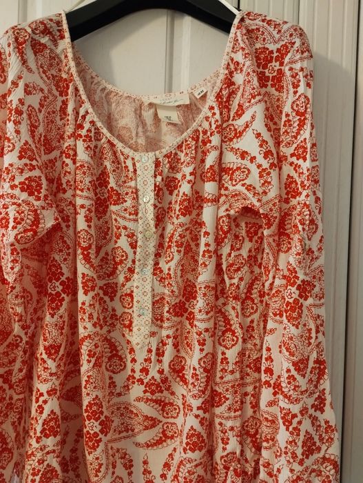 Vând bluză Mărimea 38