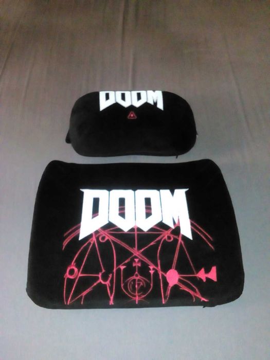 Оригинални възглавници за стол Noblechairs Hero DOOM Edition