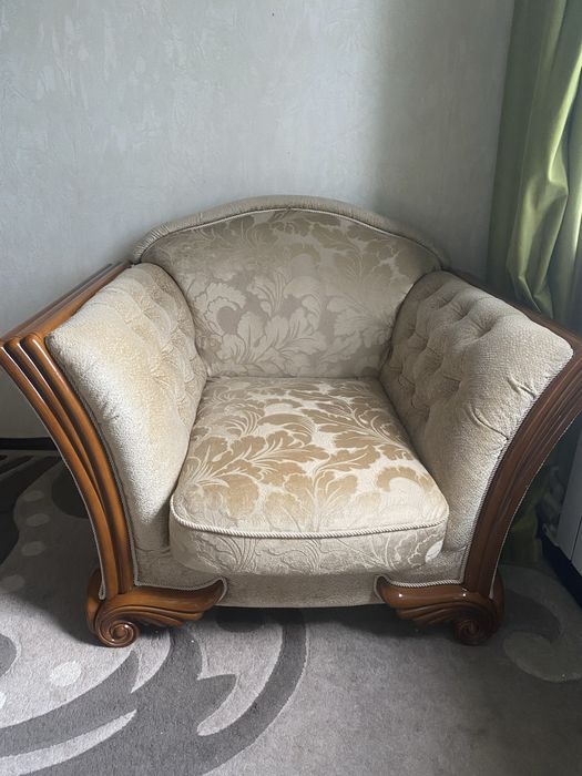 Диван с креслами
