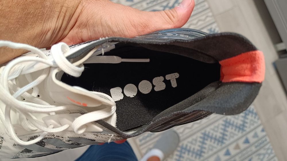 Adidas Ultraboost 45 ca noi 180 ron