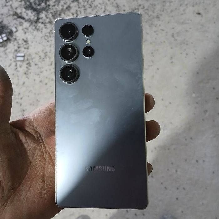 Samsung es 25 ultra dubay sastanyas yahsh br qol telefon