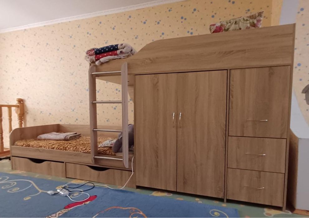 Детская кроватка