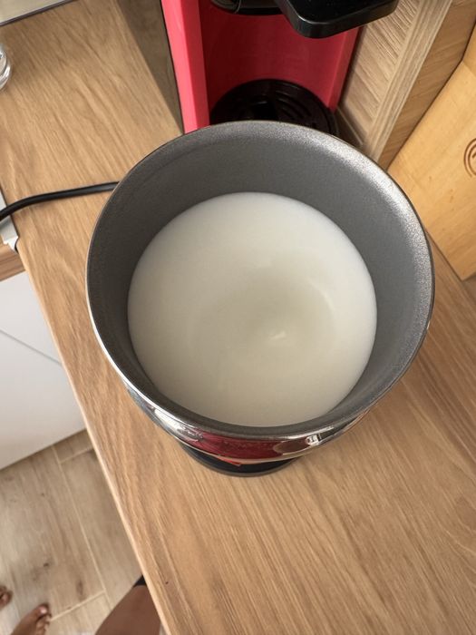 Nespresso Aeroccino 3  система за разпенване на мляко