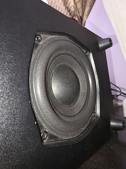 Vand boxe si subwoofer de la Trust