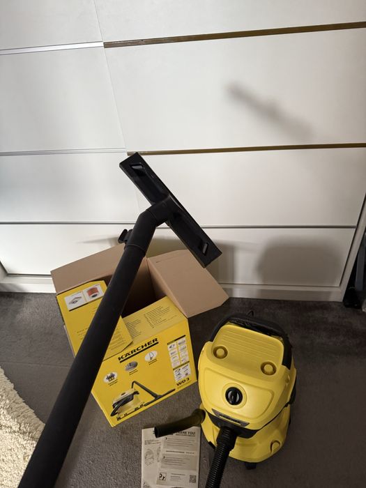 Aspirator umed-uscat Karcher WD3 1000 W, 15 litri, functie de suflare