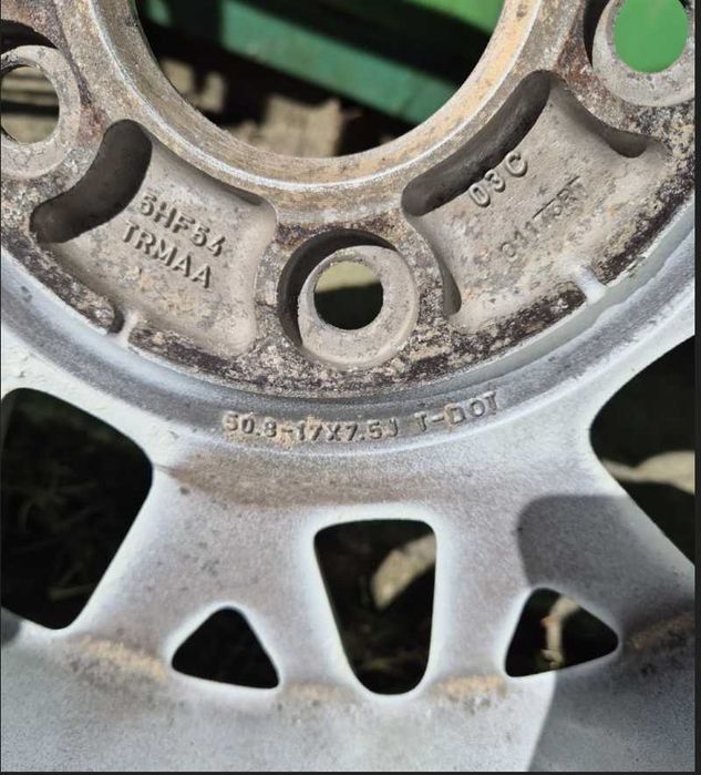 Джанта с гума 50.8-17x7.5J 235/65R17 за JEEP GRAND CHEROKEE WJ