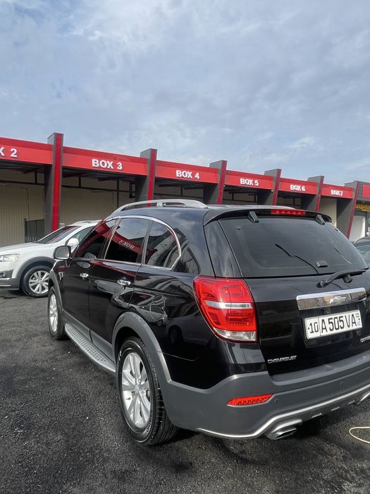 Captiva 3 sotiladi rangi qora kraskasi tozza