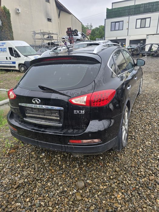 Dezmembrez Infiniti EX35 3.5 benzina 206KW an 2010