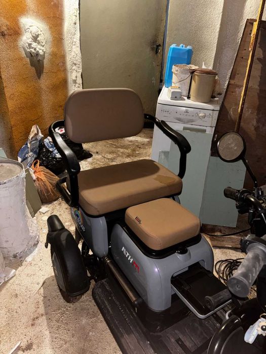 Продам электрон трицикл