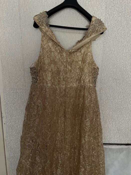 Златиста официална рокля XXXL 50 дълга елегантна
