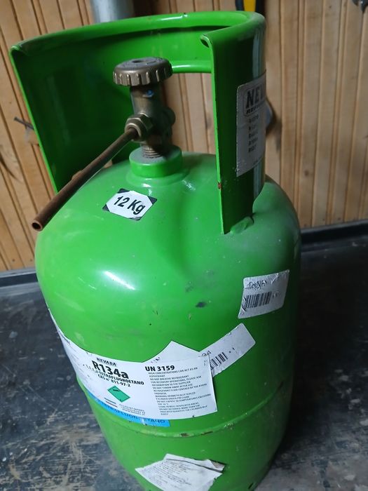 Бутилка  от фреон