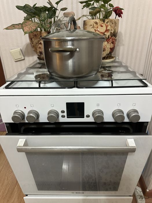 Продаётся Газ плита Bosch