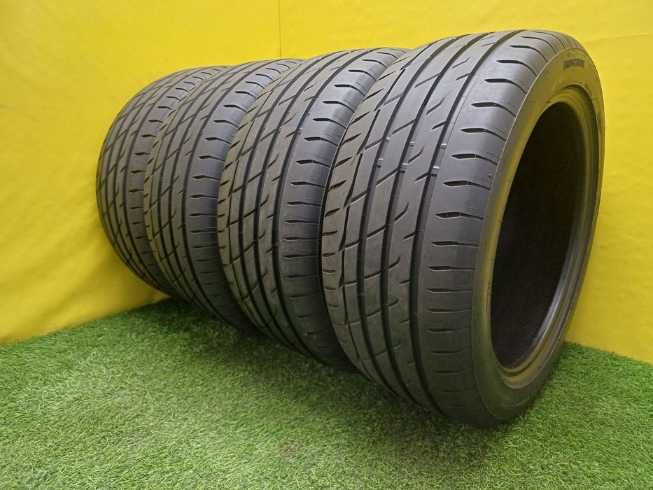 Шины 245/45 R17 Bridgestone комплект.