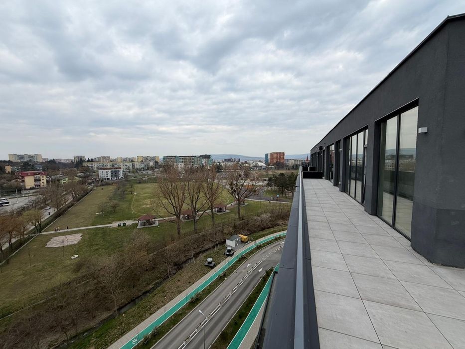 PENTHOUSE Langa Parc Super Finisat si Mobilat Premium in Cart Gheorgheni *  cu Vedere Superba la Parc    157 M *