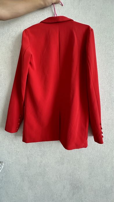 Платье и пиджак