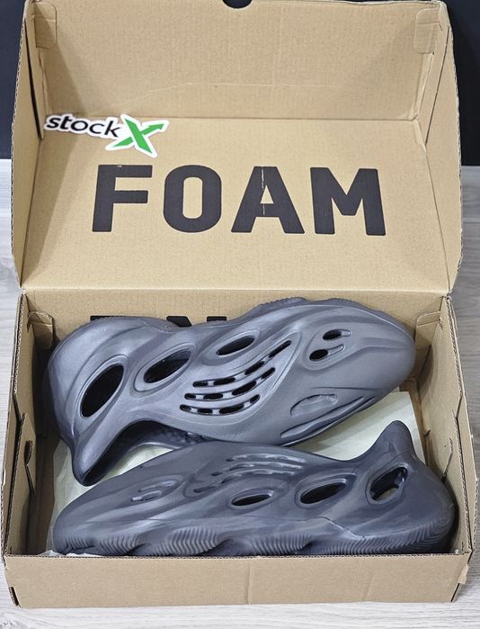 Yeezy Foam Runner Onyx