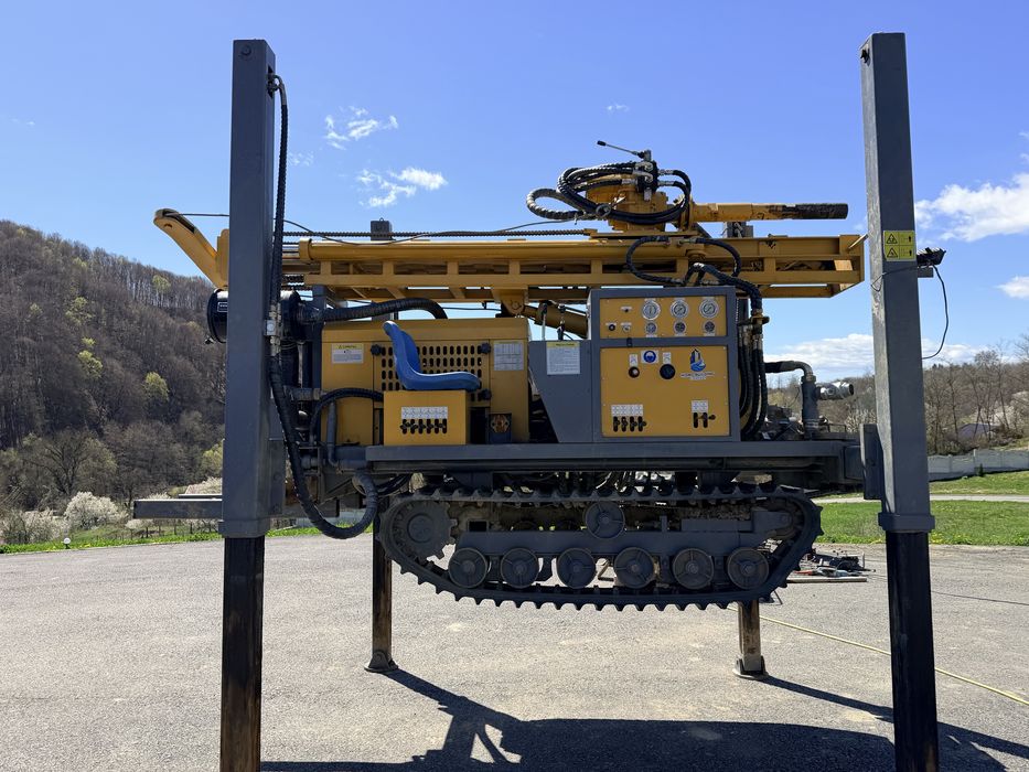 Utilaj de foraj 300 m