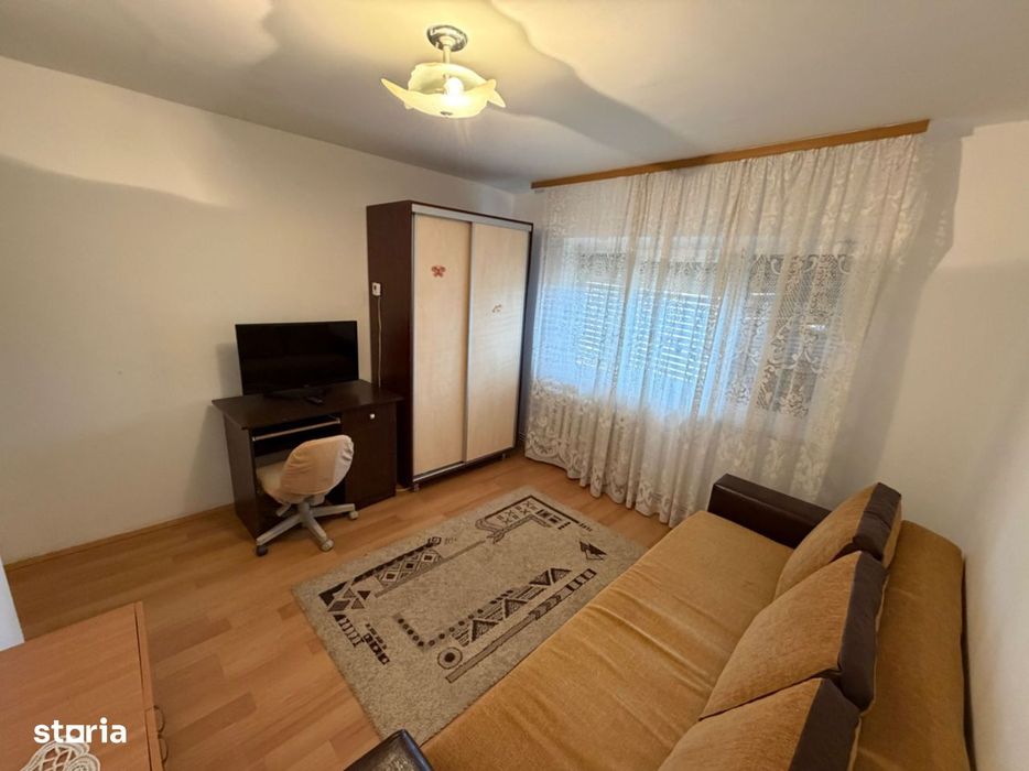 Apartament 2 camere, decomandat - zona Ampoi 3