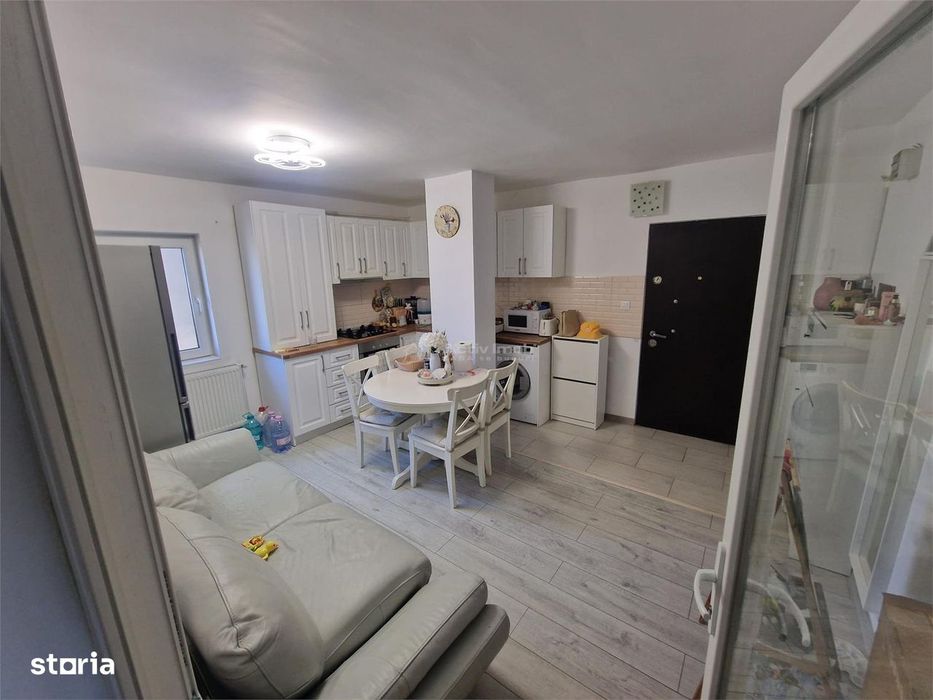 Apartament 2 camere de vanzare in micro 6