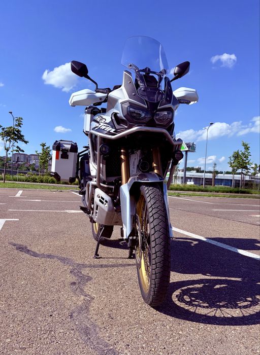 Africa Twin AS DCT cu cutii SW Motech