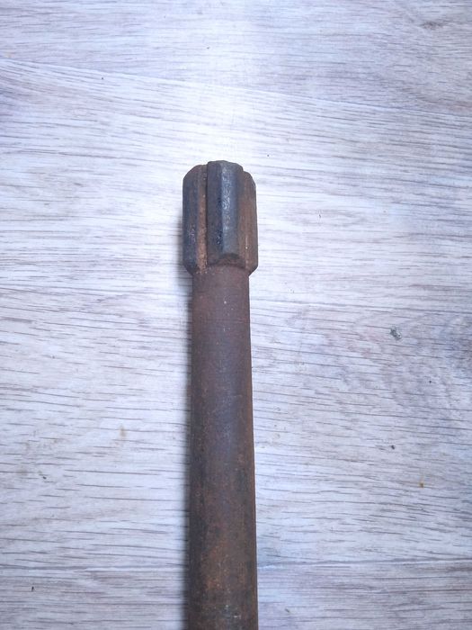 Ключ для чугунных батарей.