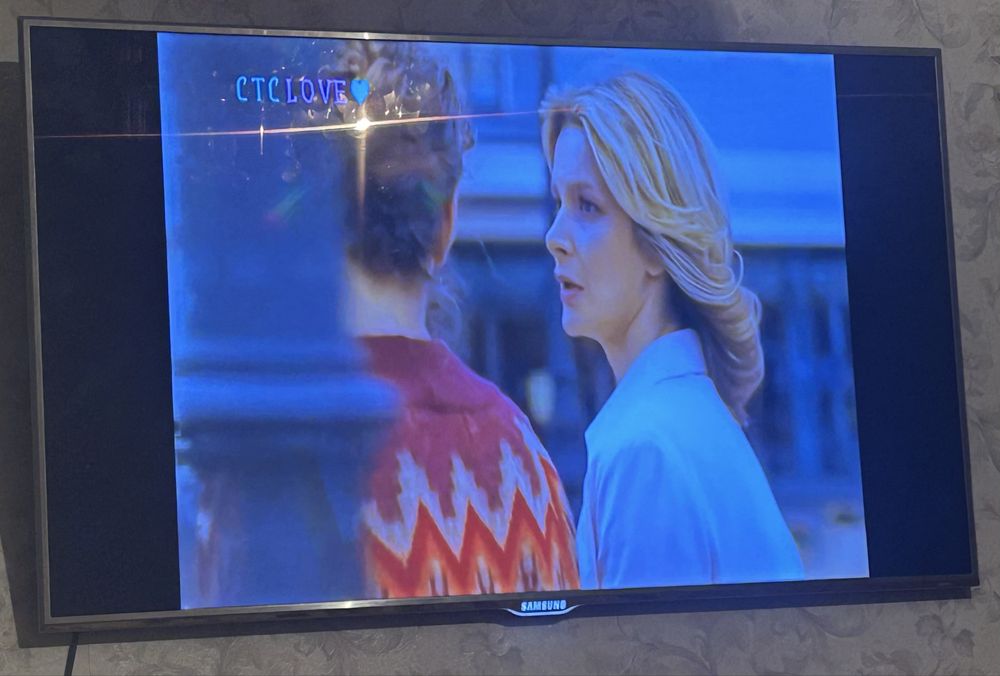 Телевизор смарт.