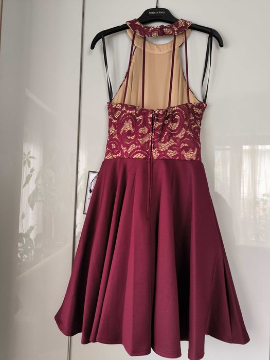 Чисто нова официална рокля