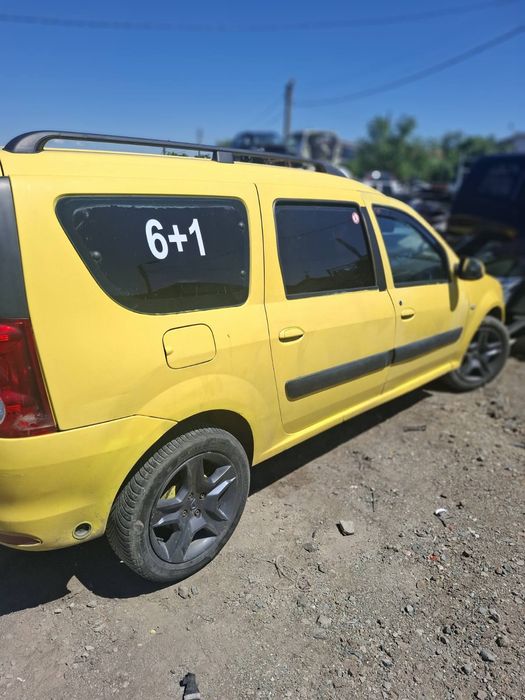 Dacia Logan 1.6 16 V 2011 година 105 к.с на части