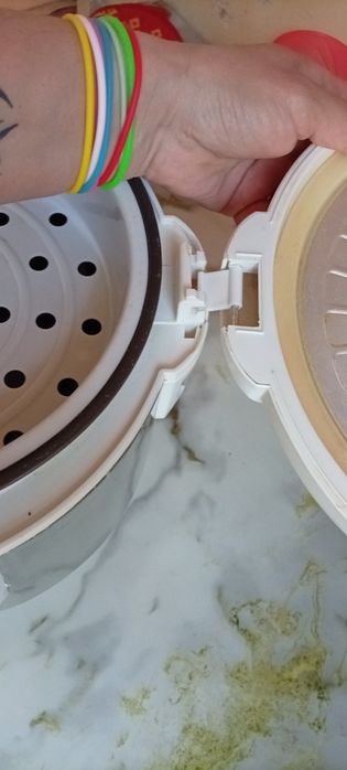 Мультиварка Redmond RMC-M11