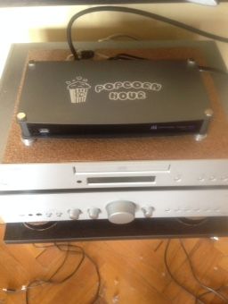 Popcorn A-110 медиа плеър