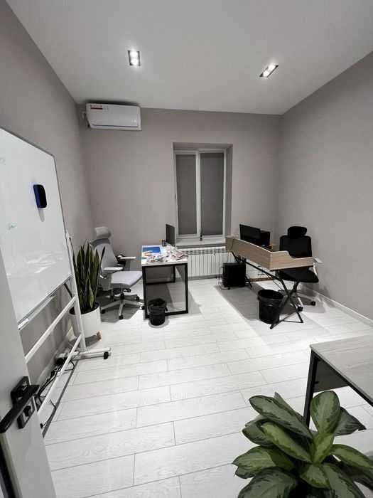 Сдаётся стильное помещение Мирабадский Тарас Шевченко ЦУМ под офис  !