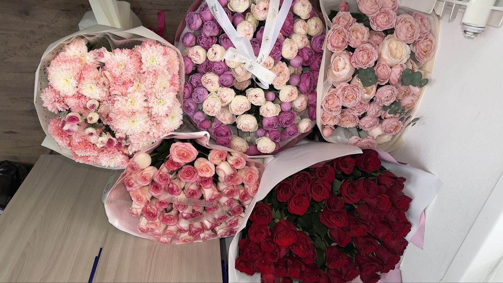 Букеты разных цветов
