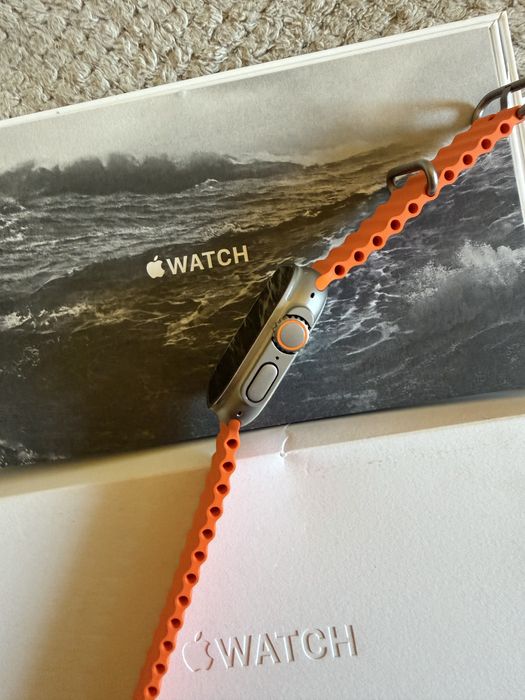 Apple watch ultra 2 49mm titanium