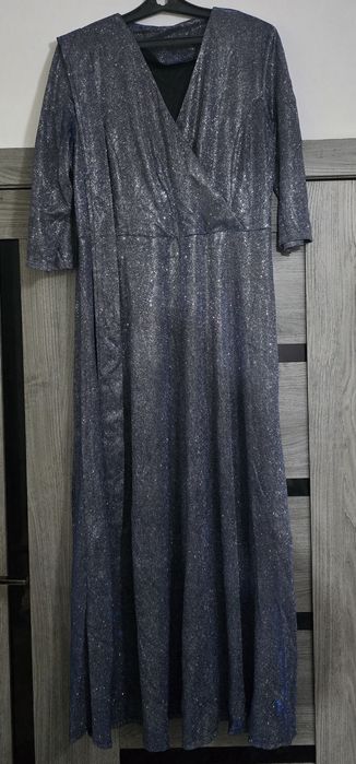 Платья вечернее два