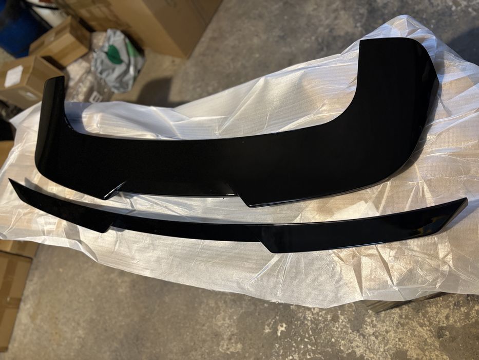 Лип спойлер за багажник и таван БМВ Е70 Х5