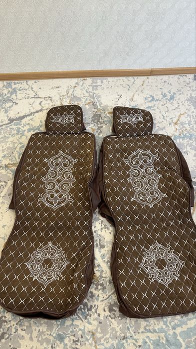 Продам чехол на машину