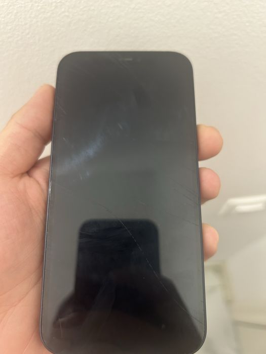 Iphone 12 емкость 80