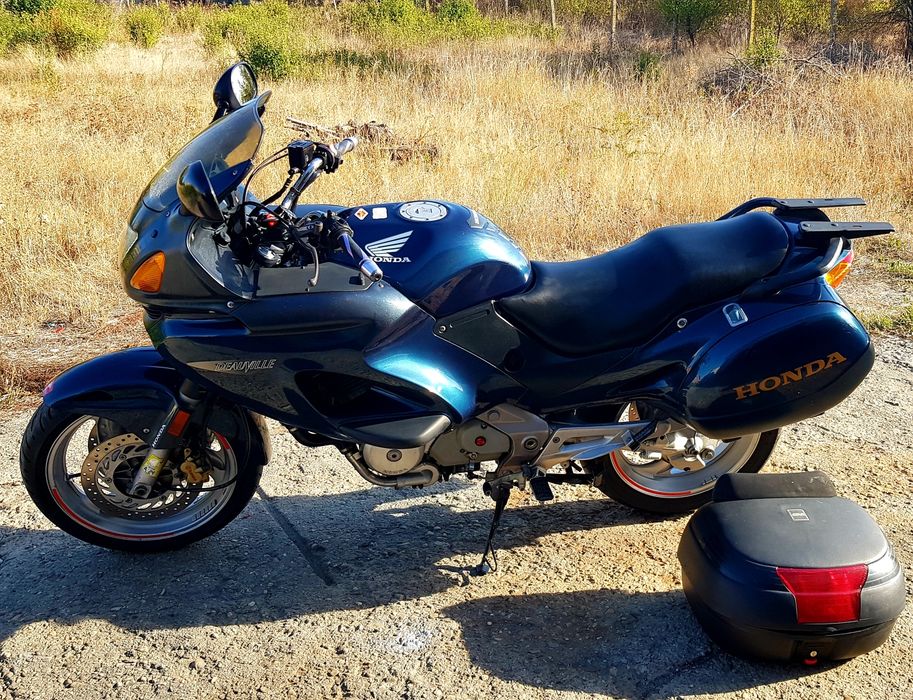 Honda deauville 650 67cp 00