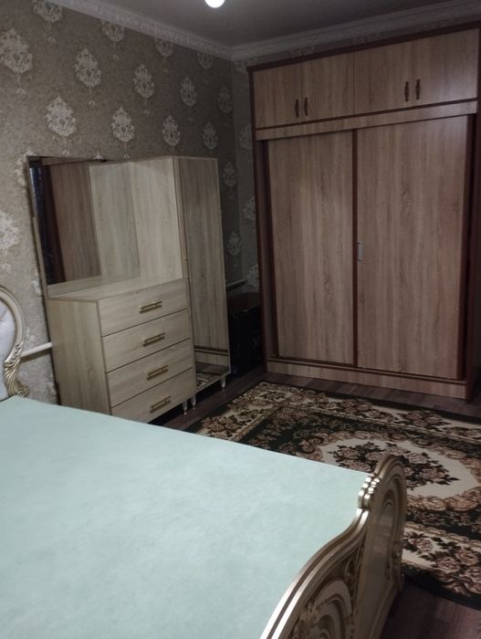 Продам 4мк4 этаж Евроремонт 2-комнатную квартиру