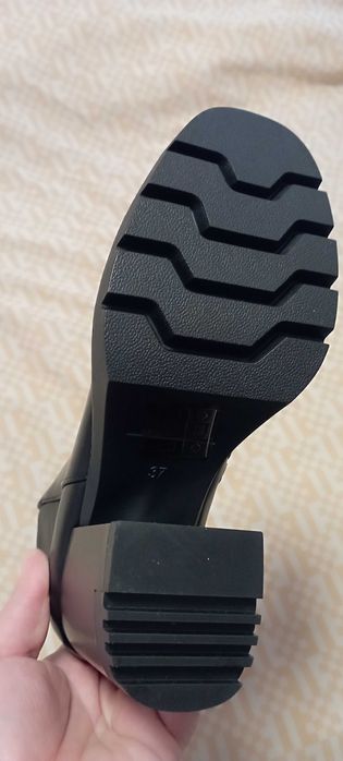 Нови, дамски боти, 37 размер, 42 лв