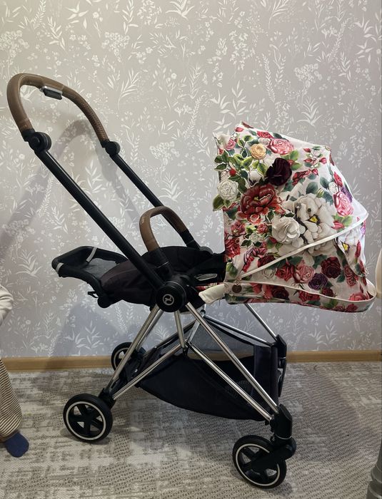 Коляска Cybex mios ( два комплекта чехла)